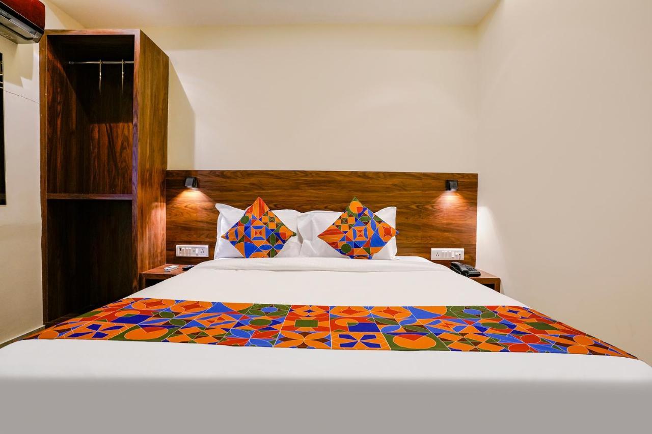 Fabhotel Antlers Mumbai Bagian luar foto